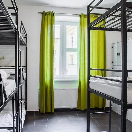 Mandarinka Auberge de jeunesse *