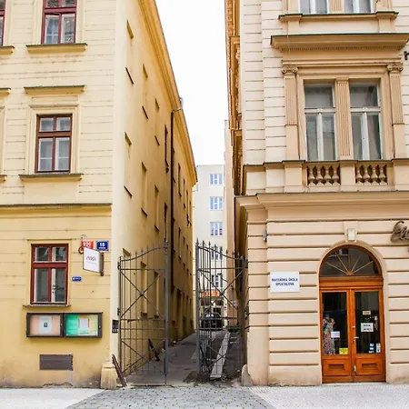 Mandarinka * Prague