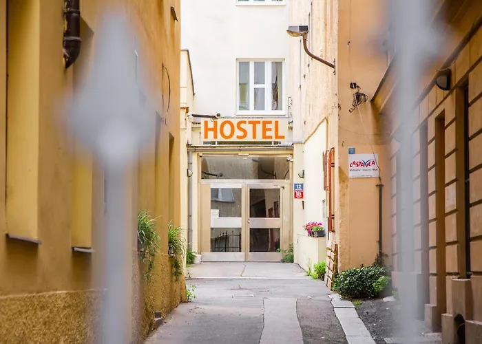 Mandarinka Hostel