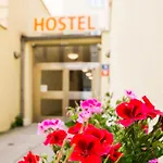 Hostel Mandarinka *