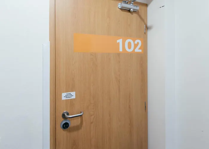 Hostel Mandarinka *
