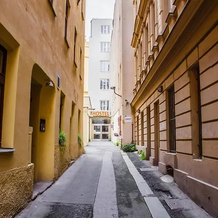 Хостел Mandarinka